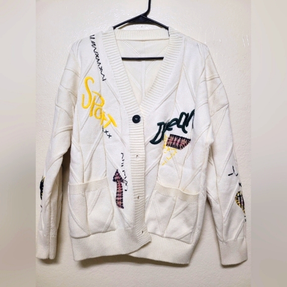 NWOT Beautifull New Unisex Cardigan - Picture 5 of 14